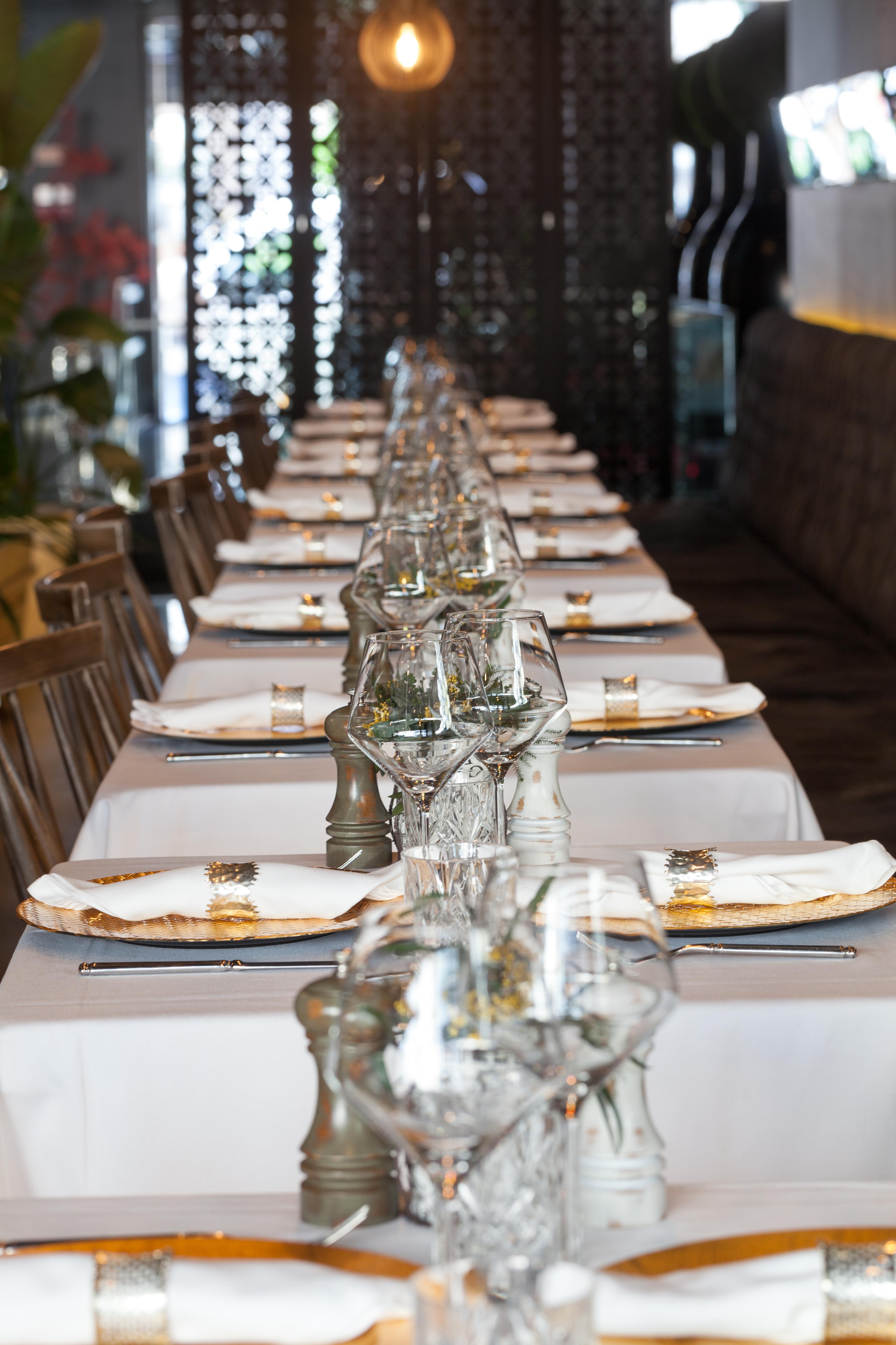 138 Liberdade Hotel Lissabon Buitenkant foto A table set for a formal dinner